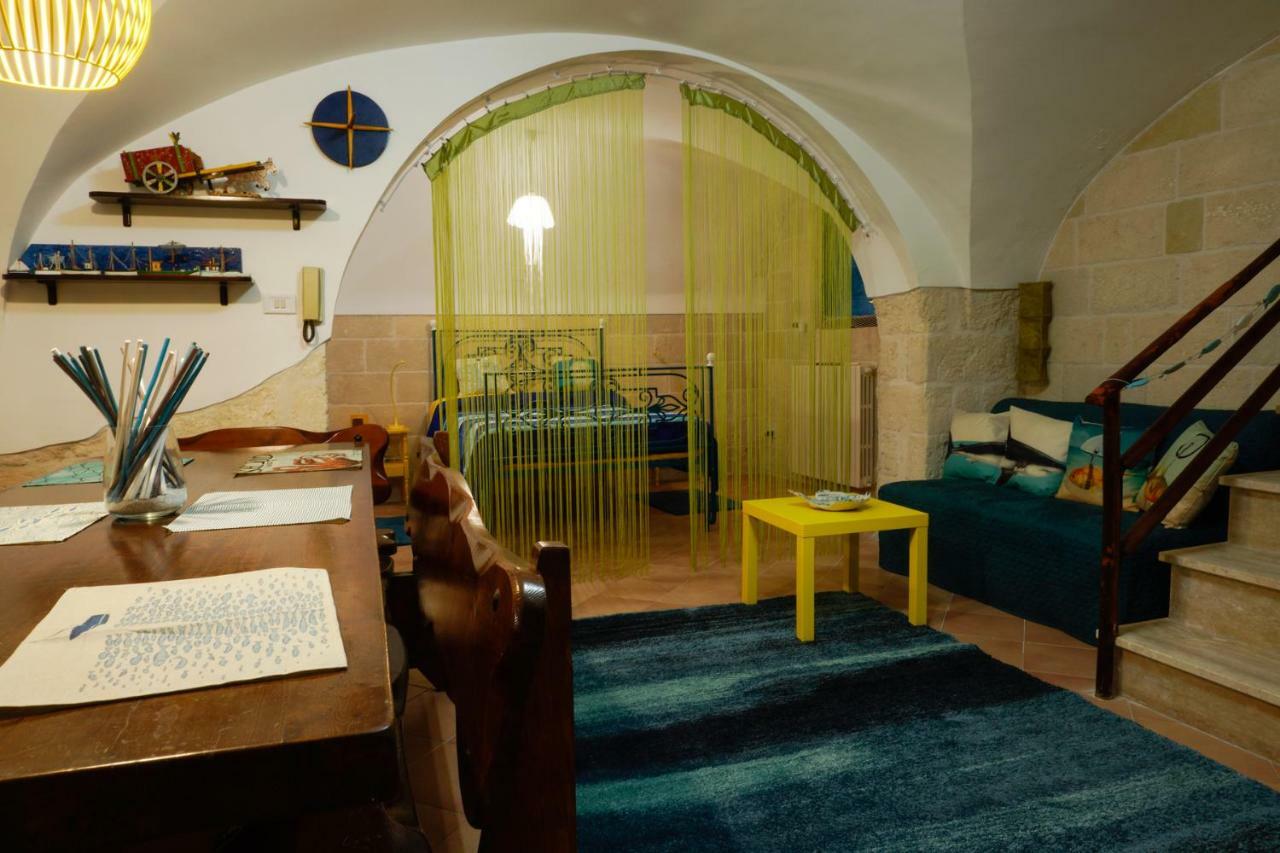 Il Sottomarino Apartment Bari Luaran gambar