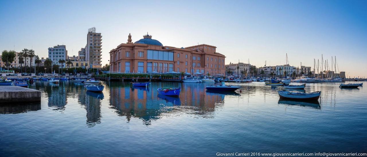 Il Sottomarino Apartment Bari Luaran gambar